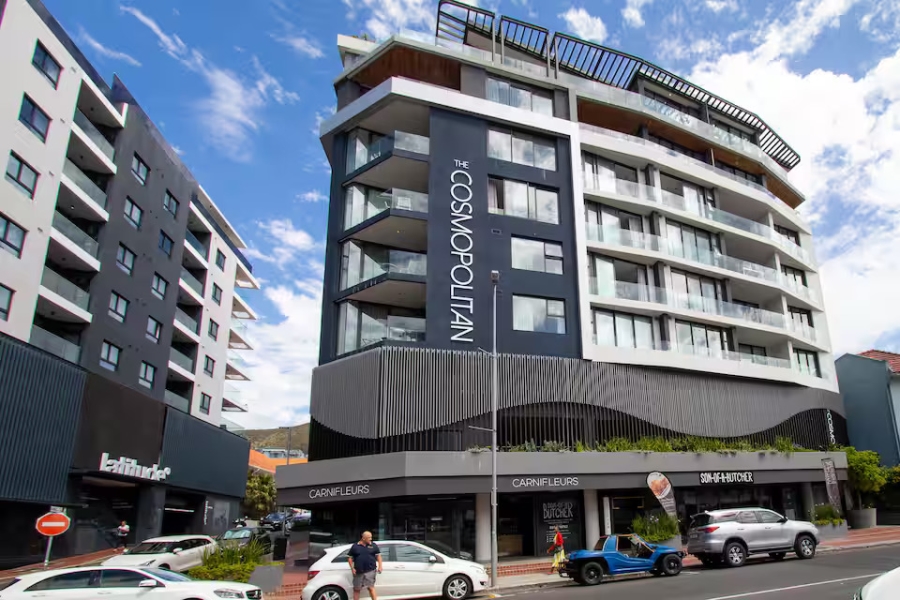 1 Bedroom Property for Sale in Sea Point Western Cape